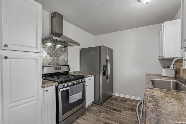 10726 GREEN TRAIL DR, San Antonio, TX 78223