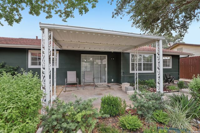 10726 GREEN TRAIL DR, San Antonio, TX 78223