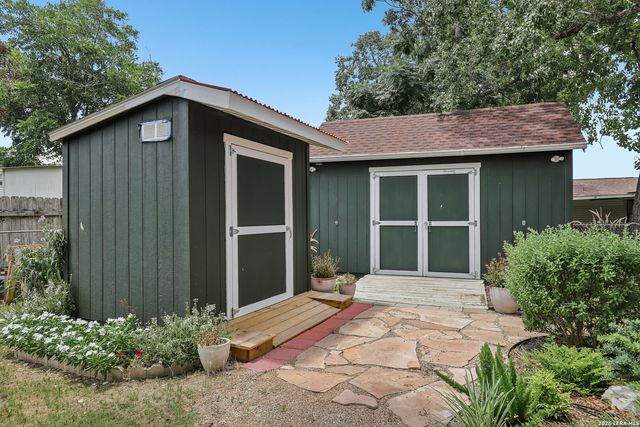 10726 GREEN TRAIL DR, San Antonio, TX 78223