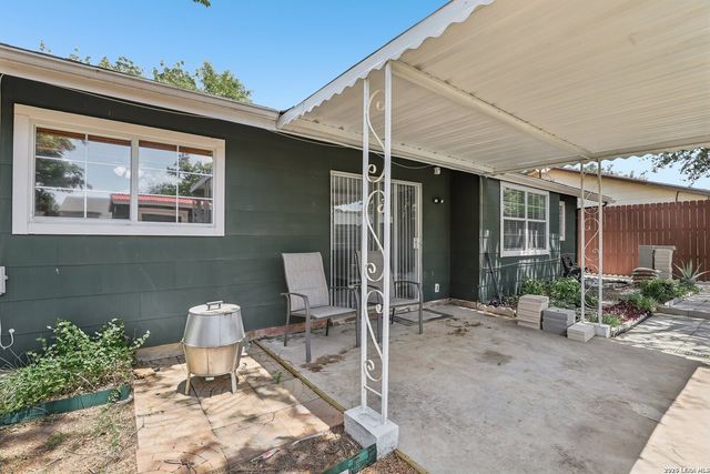 10726 GREEN TRAIL DR, San Antonio, TX 78223
