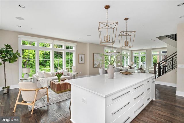 3635 CHEVY CHASE LAKE DR, Chevy Chase, MD 20815