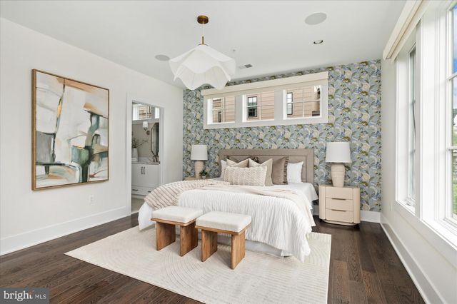 3635 CHEVY CHASE LAKE DR, Chevy Chase, MD 20815