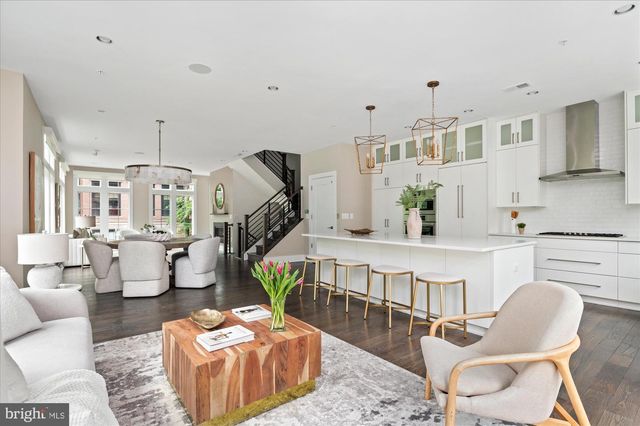 3635 CHEVY CHASE LAKE DR, Chevy Chase, MD 20815