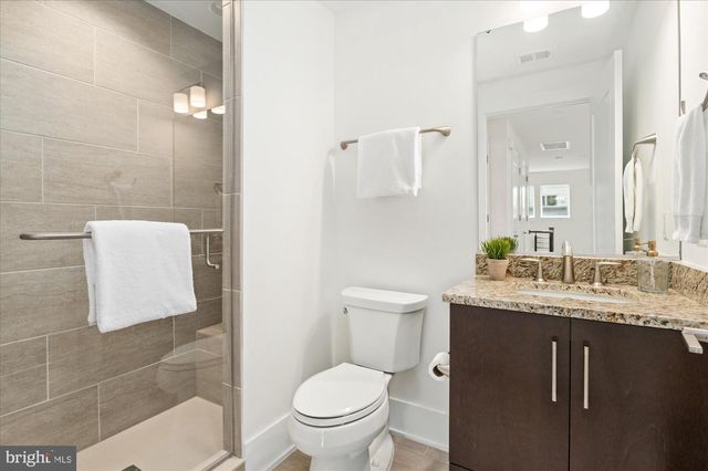 3635 CHEVY CHASE LAKE DR, Chevy Chase, MD 20815