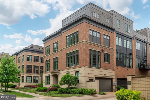 3635 CHEVY CHASE LAKE DR, Chevy Chase, MD 20815