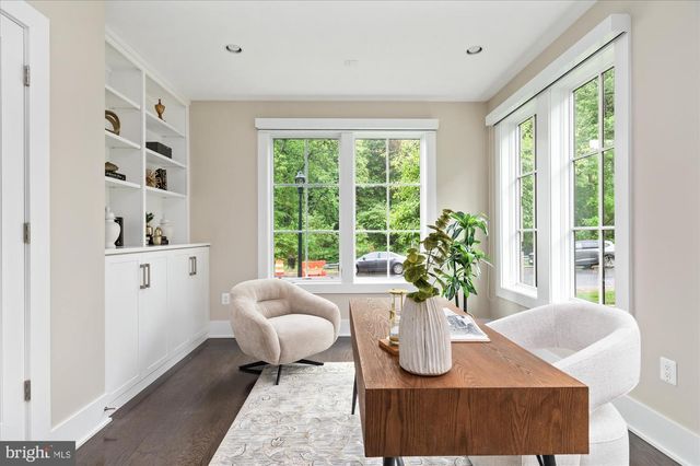 3635 CHEVY CHASE LAKE DR, Chevy Chase, MD 20815