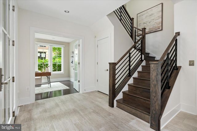 3635 CHEVY CHASE LAKE DR, Chevy Chase, MD 20815