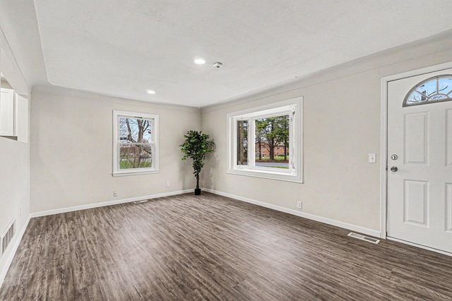 1684 Stonecrest Avenue, Portage, MI 49002