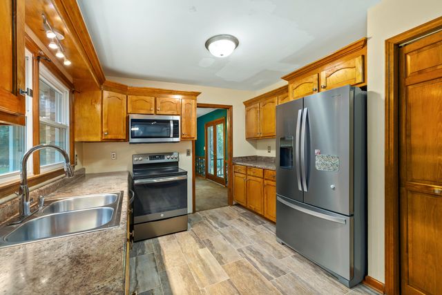 6740 Kings Grant Way, Dalzell, SC 29040