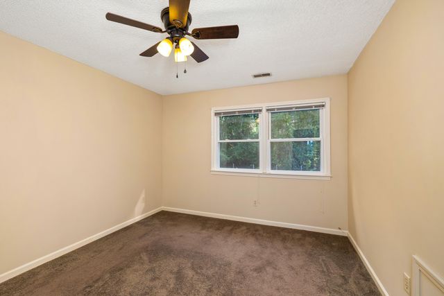 6740 Kings Grant Way, Dalzell, SC 29040