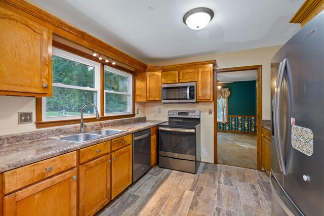 6740 Kings Grant Way, Dalzell, SC 29040