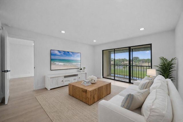 1112 Green Pine Boulevard F3, West Palm Beach, FL 33409