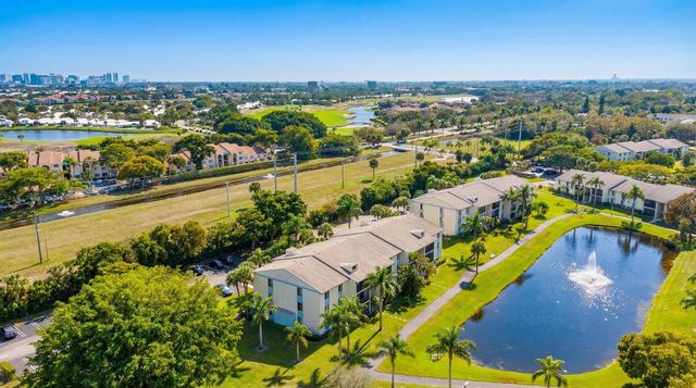 1112 Green Pine Boulevard F3, West Palm Beach, FL 33409