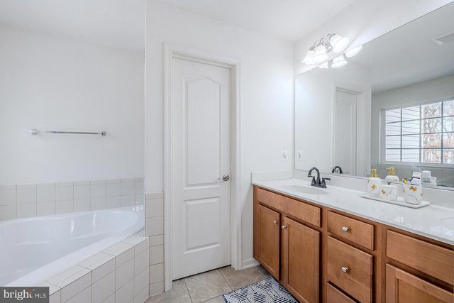 23197 TRADEWIND DR, Brambleton, VA 20148