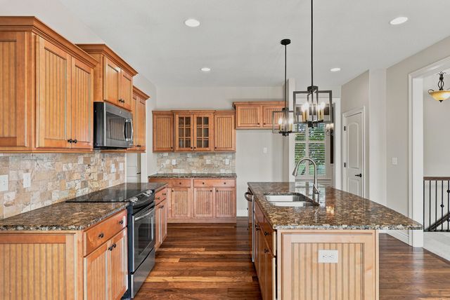 4305 SILVER VALLEY DR, Columbia, MO 65203