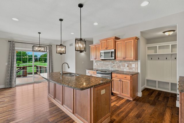 4305 SILVER VALLEY DR, Columbia, MO 65203