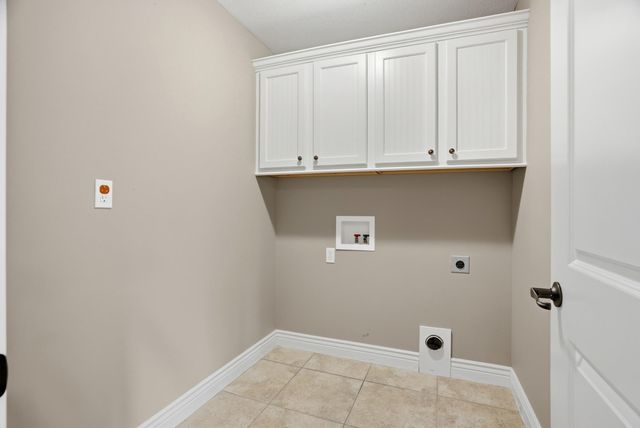4305 SILVER VALLEY DR, Columbia, MO 65203