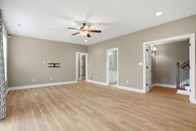 4305 SILVER VALLEY DR, Columbia, MO 65203