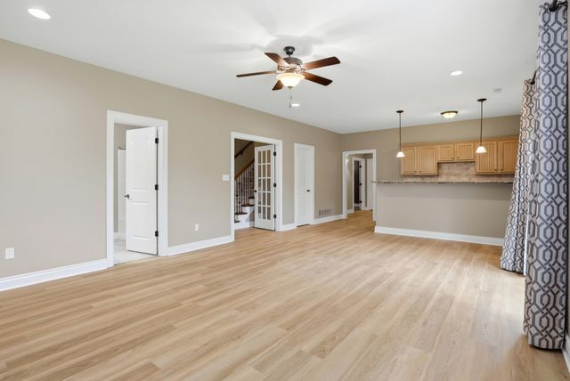 4305 SILVER VALLEY DR, Columbia, MO 65203