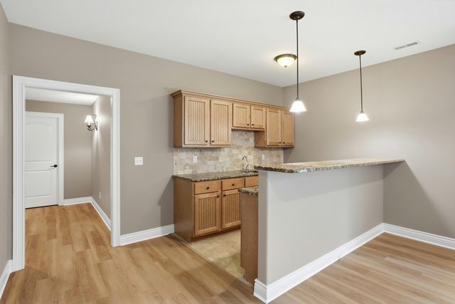 4305 SILVER VALLEY DR, Columbia, MO 65203