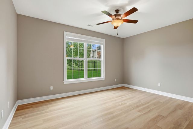 4305 SILVER VALLEY DR, Columbia, MO 65203