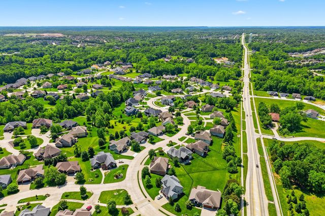4305 SILVER VALLEY DR, Columbia, MO 65203