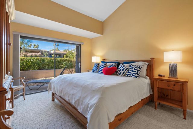 48819 Mescal Lane, Palm Desert, CA 92260