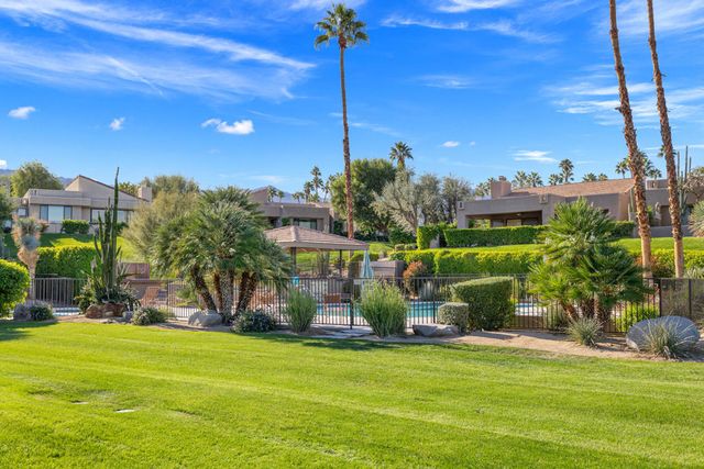 48819 Mescal Lane, Palm Desert, CA 92260