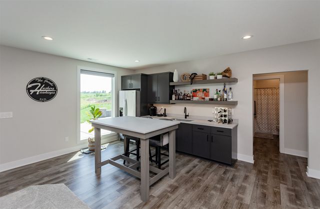 16320 Northpark Drive, Urbandale, IA 50323
