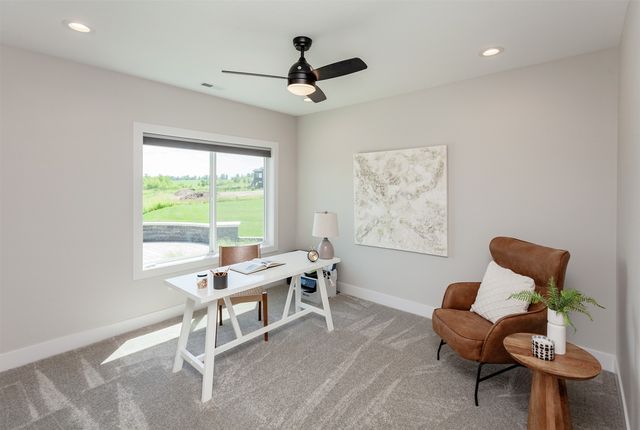 16320 Northpark Drive, Urbandale, IA 50323