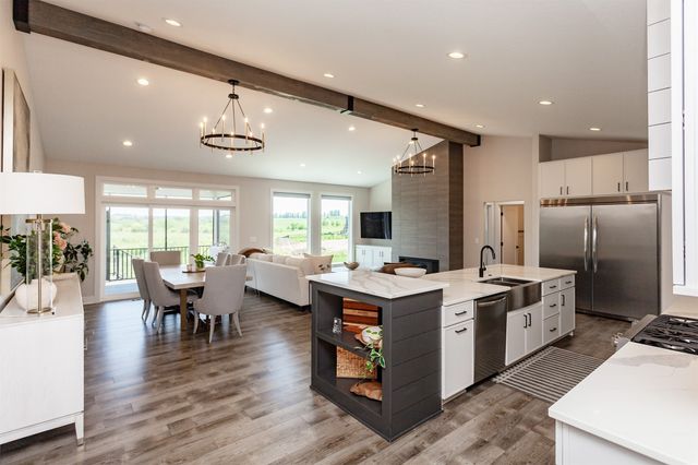 16320 Northpark Drive, Urbandale, IA 50323