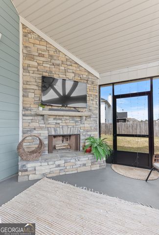 18 Pearl Moss Lane, Kathleen, GA 31047