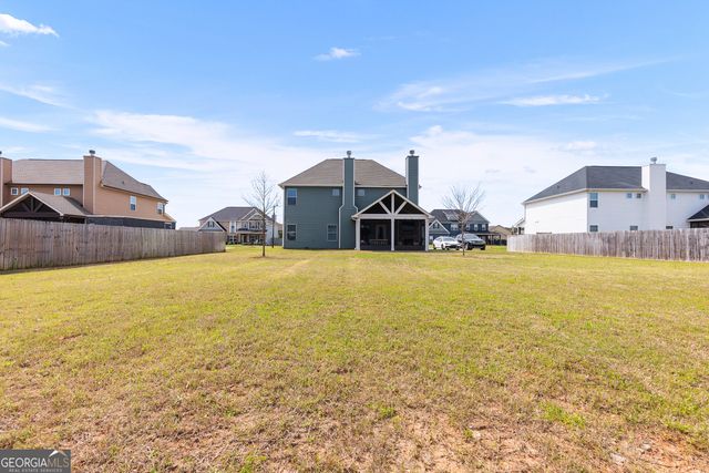 18 Pearl Moss Lane, Kathleen, GA 31047