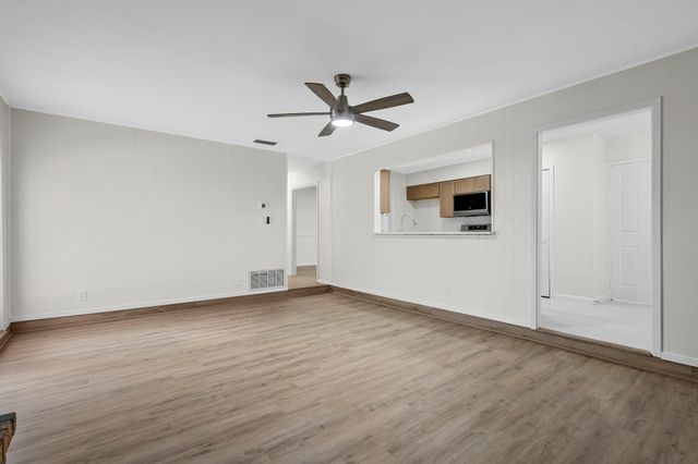 1828 Tracey Circle, Irving, TX 75060