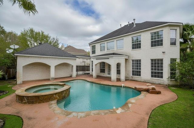 3903 Pinesbury Drive, Houston, TX 77084