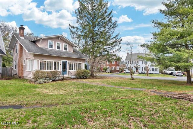 2100 Grand Boulevard, Niskayuna, NY 12309