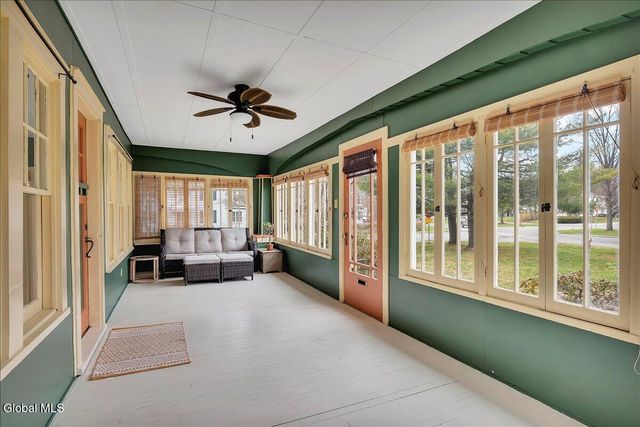 2100 Grand Boulevard, Niskayuna, NY 12309