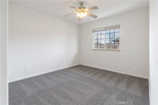 609 Larkfield Place, Paso Robles, CA 93446