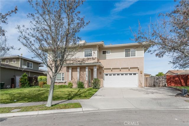 609 Larkfield Place, Paso Robles, CA 93446