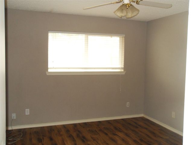 1722 Rosemeade Circle, Carrollton, TX 75007