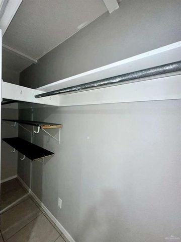 900 E Dallas Avenue 17, Mcallen, TX 78501