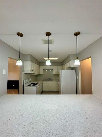 900 E Dallas Avenue 17, Mcallen, TX 78501