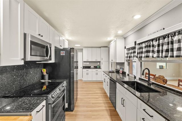 1028 EDGEMERE DRIVE, Fort Myers, FL 33919