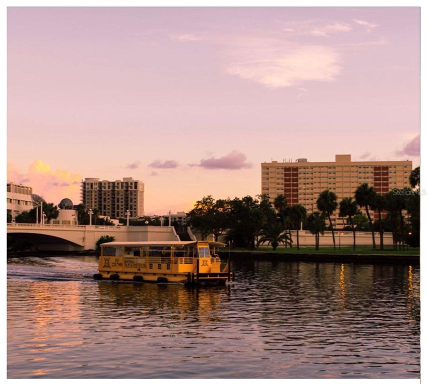Image 26 of property listing at 111 S ASHLEY DRIVE 2702, Tampa, FL 33602