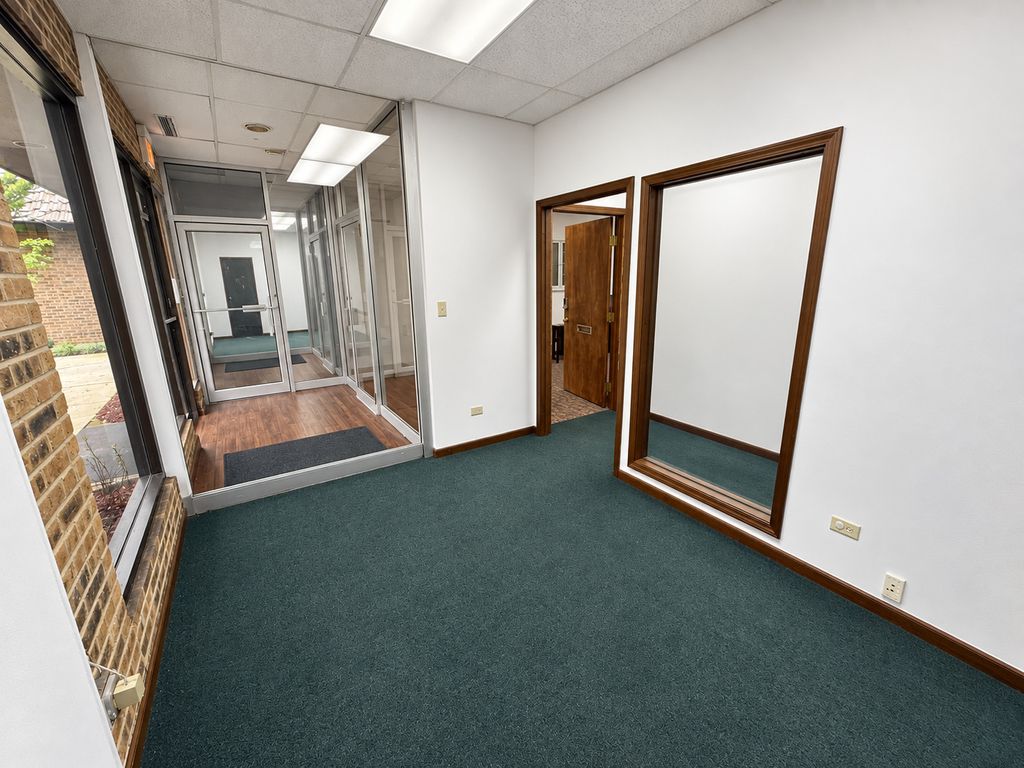 350 S Schmale Road 110, Carol Stream, IL 60188 — photo 3