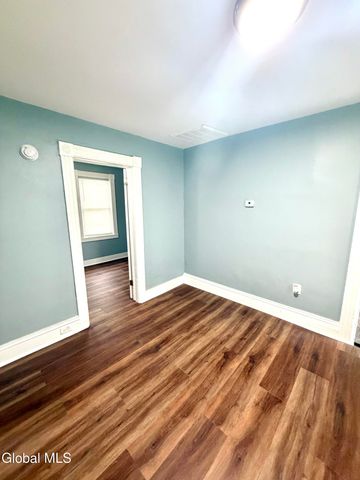 884 Yorkston Street, Schenectady, NY 12303