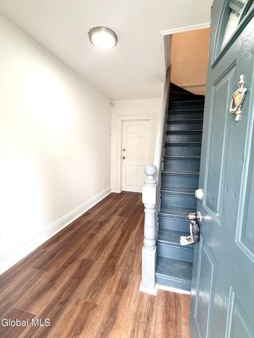 884 Yorkston Street, Schenectady, NY 12303