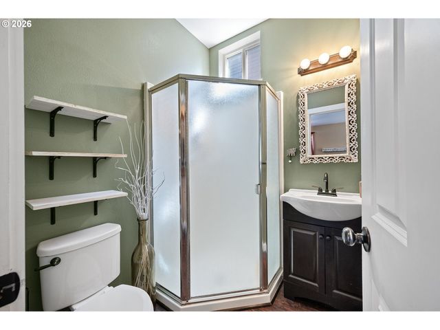 5467 BADEN Way, Eugene, OR 97402