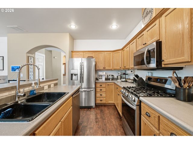 5467 BADEN Way, Eugene, OR 97402