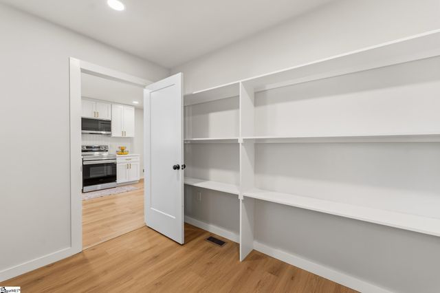 207 Donaree Circle, Anderson, SC 29625